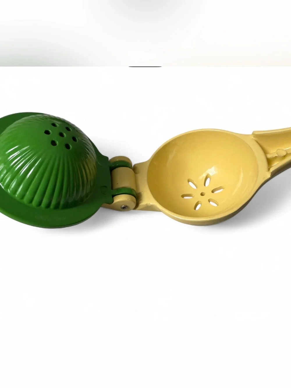 Dual Citrus Handheld Squeezer for Lemons/Limes